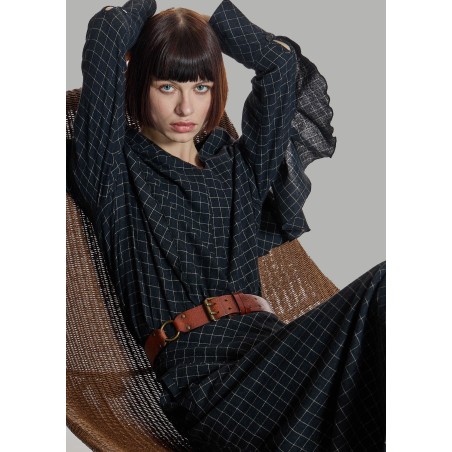 Blusa Gris Cuadros Con Volante