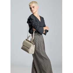 Blusa Gris Cuadros Con Volante