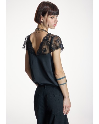 Top Negro Encaje