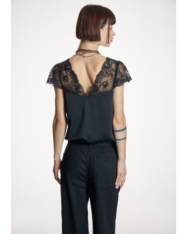 Top Negro Encaje