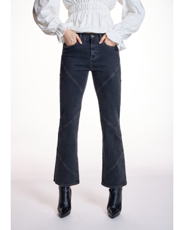 Jeans Entallados Flare