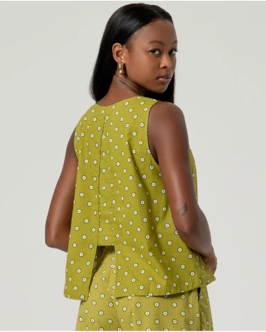 Top Sin Mangas Verde