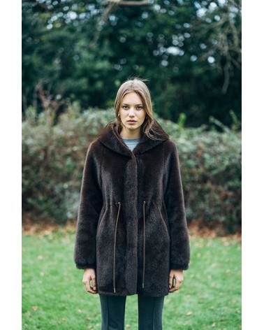 Abrigo Pelo Marrón Con Capucha