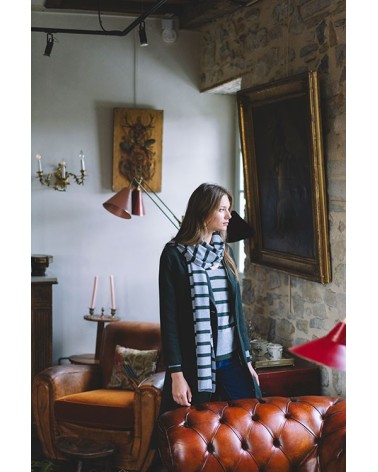 Jersey Gris Con Pico y Rayas Verdes