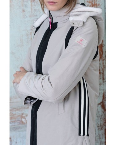 Parka Beige Detalles Negros