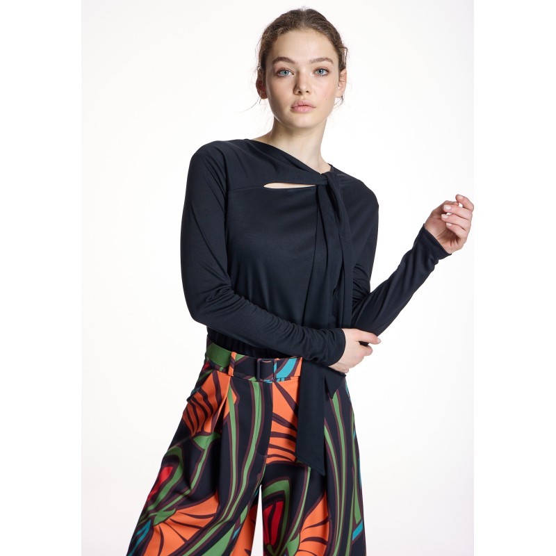 Camiseta Negra Lazada