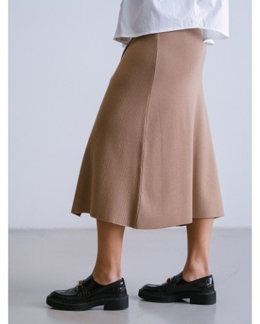 Falda Con Botones Camel