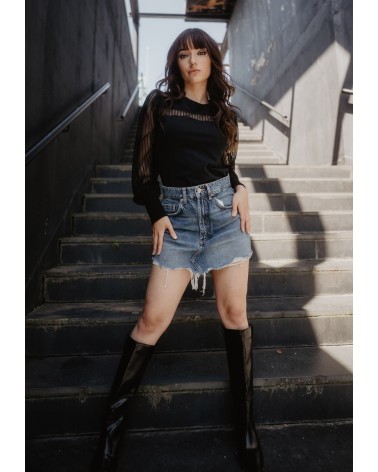 Camiseta Negra Manga Tul