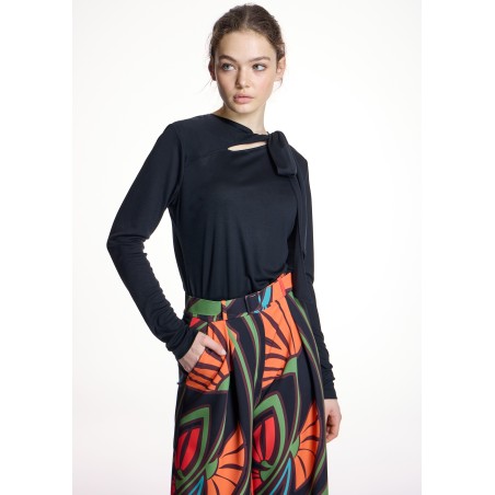 Camiseta Negra Lazada