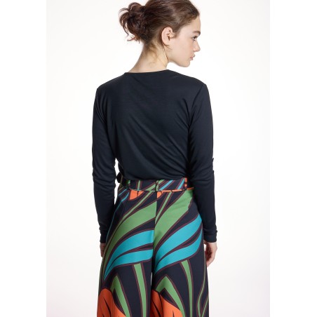 Camiseta Negra Lazada